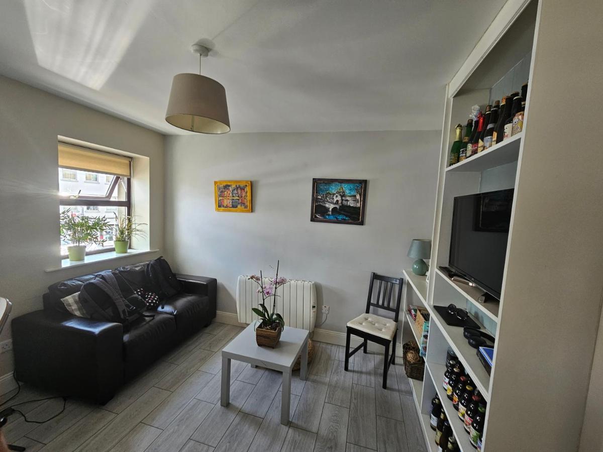Cosy City Centre Apartment Galway Exterior foto